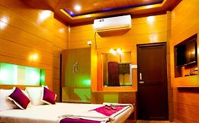 Coral Gardens Resort